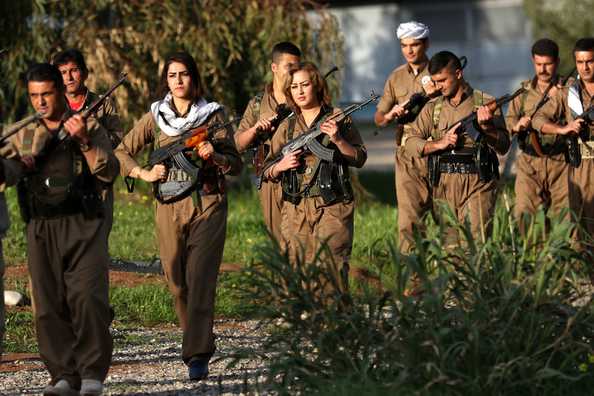 Iranian Kurdish fighters AFP_594_396