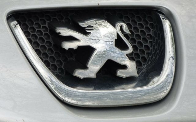 Logo-de-Peugeot-Crédit-domaine-public-640x400