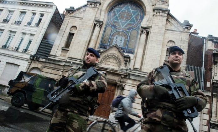 militaires-synagogue-lille-france