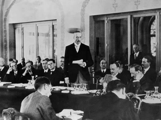 Lord Winterton Addressing a Conference Delegates
