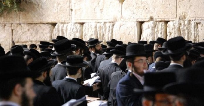 Enquête-sur-les-juifs-orthodoxes-dIsraël