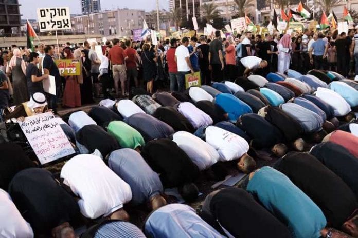 Manif-arabe-TLV_722_482