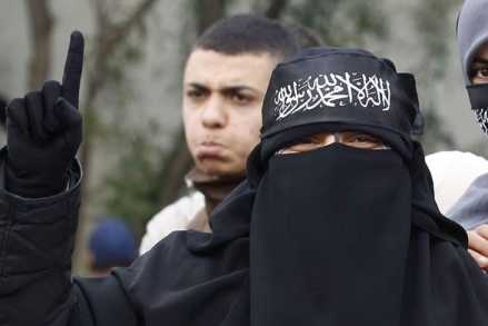 salafis-448x293_440_293
