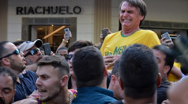648x360_candidat-bresilien-extreme-droite-jair-bolsonaro-blesse-couteau-6-septembre-2018