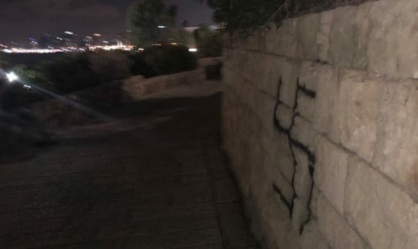 NAZISME-TLV