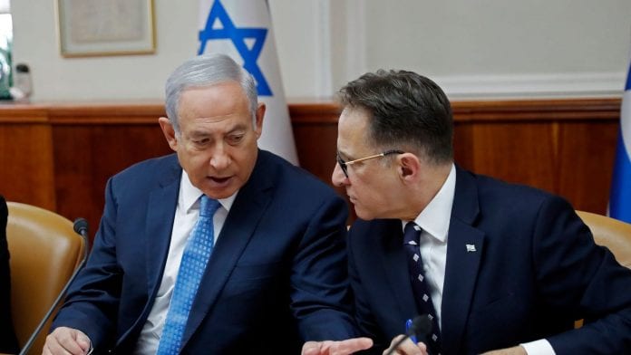 le-premier-ministre-israelien-benjamin-netanyahu-g-lors-de-la-reunion-hebdomadaire-du-gouvernement-le-12-septembre-2018-a-jerusalem_6105882