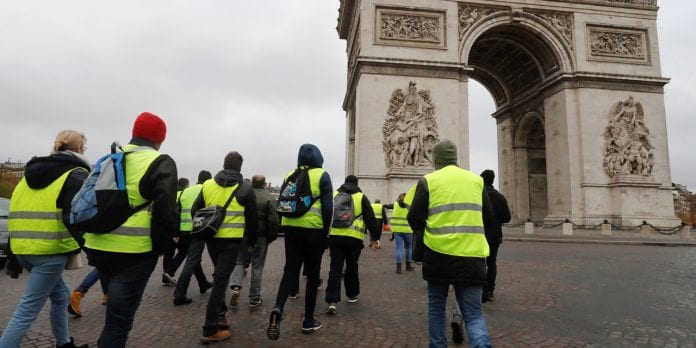 FRANCE-SOCIAL-POLITICS-ENVIRONMENT-OIL-DEMO