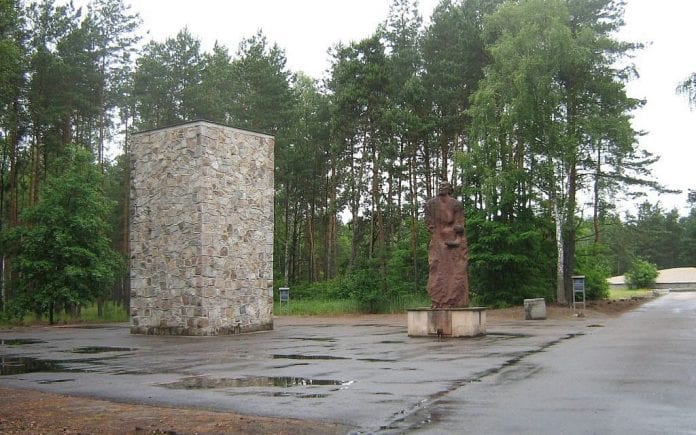 Pomnik_pamieci_ofiar_obozu_na_terenie_Obozu_Sobibor-1024x640