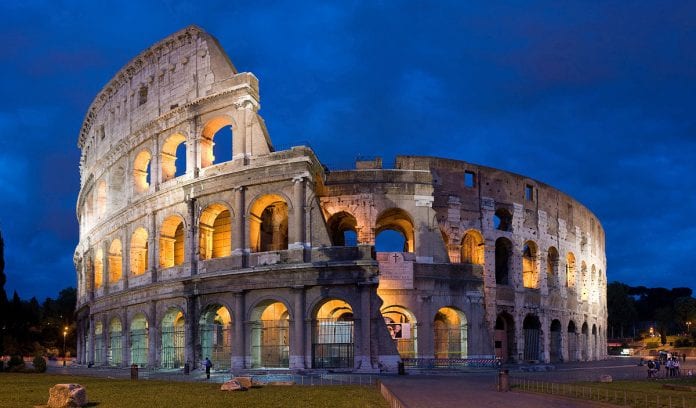 1200px-Colosseum_in_Rome-April_2007-1-_copie_2B