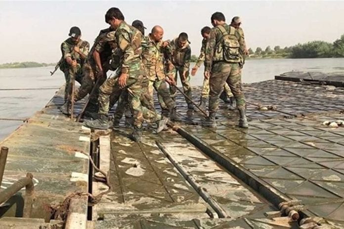 Russian-Forces-Build-Bridge-over-Euphrates-River-2_873_582