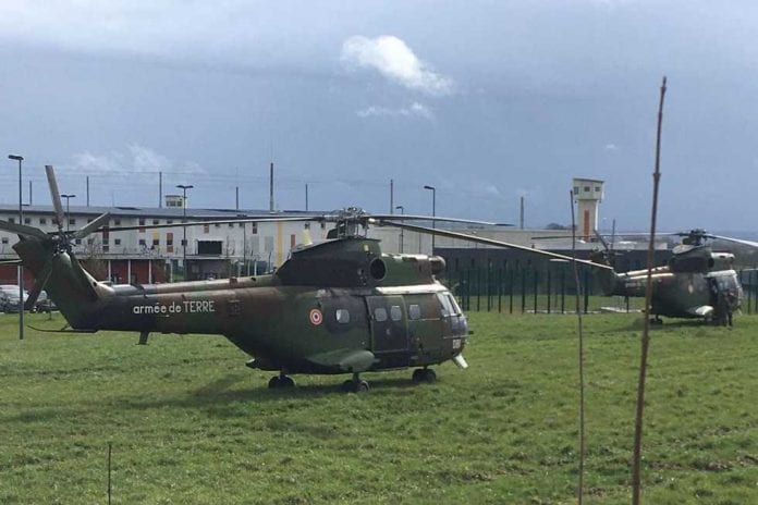 helico_20-4120346_980_654