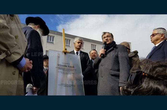 le-grand-rabbin-laurent-wauquiez-ainsi-que-les-deux-fils-de-mireille-knoll-etaient-presents-lors-de-la-ceremonie-a-l-ecole-juive-de-villeurbanne-photo-le-progres-cyrille-seux-1552311992