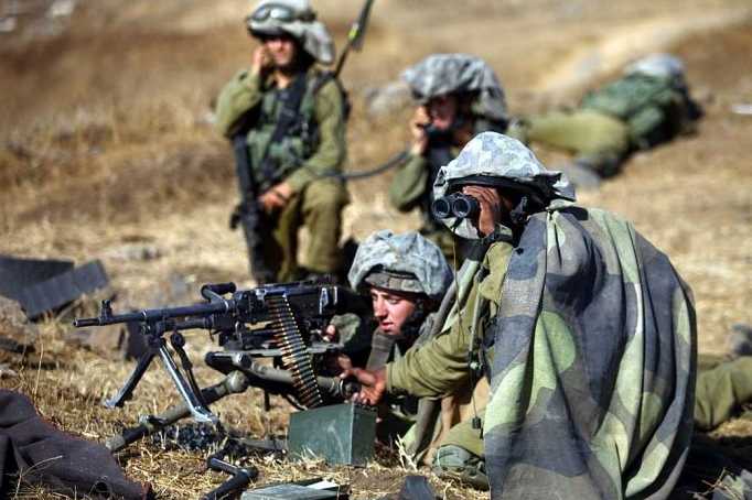 1280px-Flickr_-_Israel_Defense_Forces_-_13th_Battalion_of_the_Golani_Brigade_Holds_Drill_at_Golan_Heights_22_1064_710-696x464_682_455