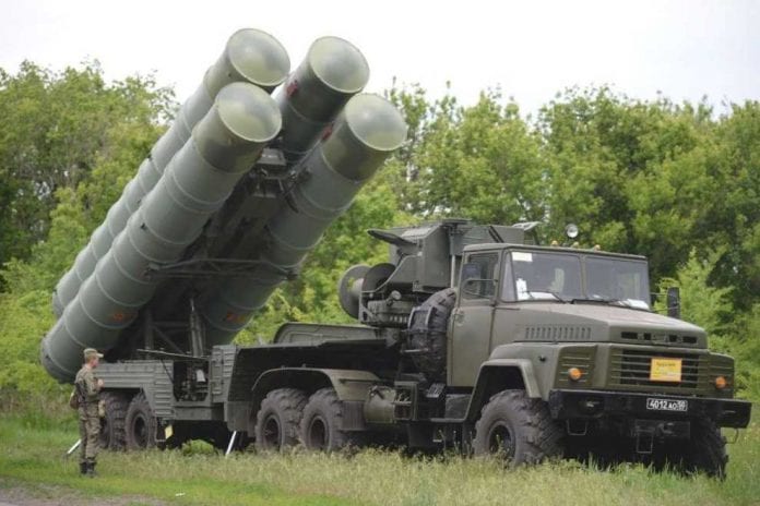 S-300-FLAGS_989_660