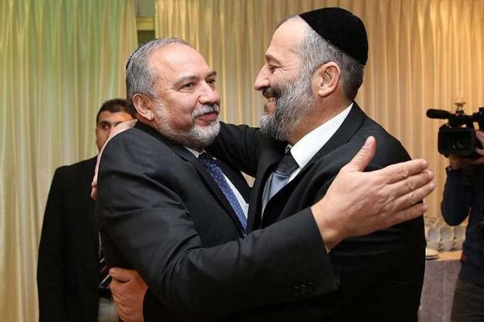 Haredi-leader-Aryeh-Deri-Shas-with-Avigdor-Liberman-Israel-Beiteinu_795_530
