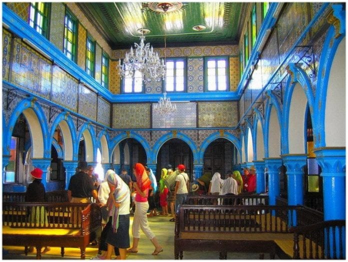 La-Synagogue-de-la-Ghriba-Djerba-Tunisie