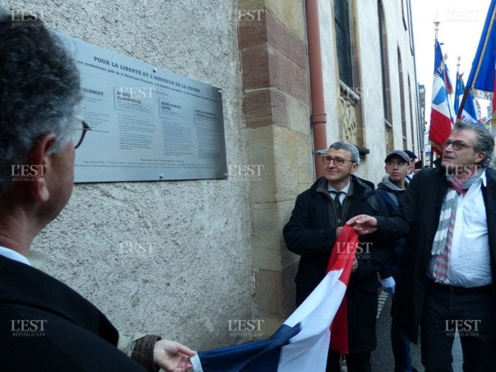 la-plaque-en-hommage-aux-quatre-resistants-juifs-belfortains-a-ete-devoilee-par-leurs-familles-photo-er-isabelle-petitlaurent-1556910926
