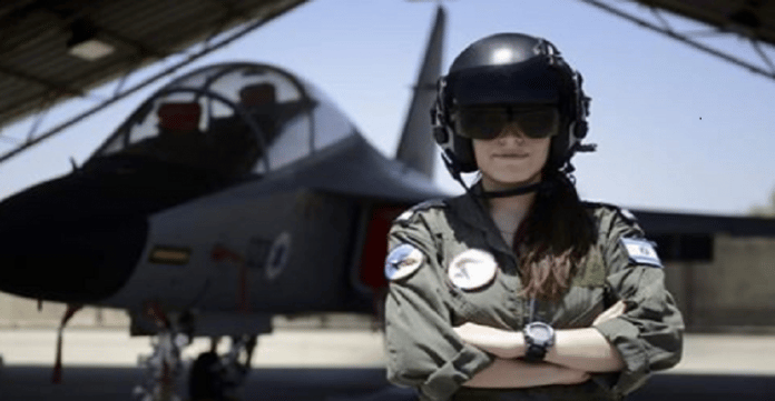 Une-top-modèle-devient-pilote-dans-Tsahal
