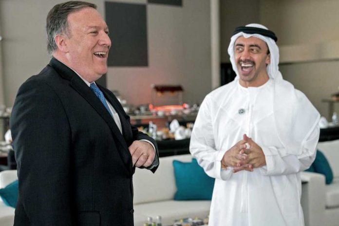 pompeo_1104_736