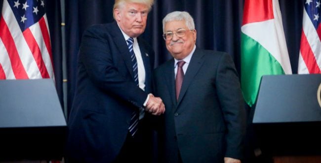 Mahmoud-Abbas-et-Donald-Trump-90