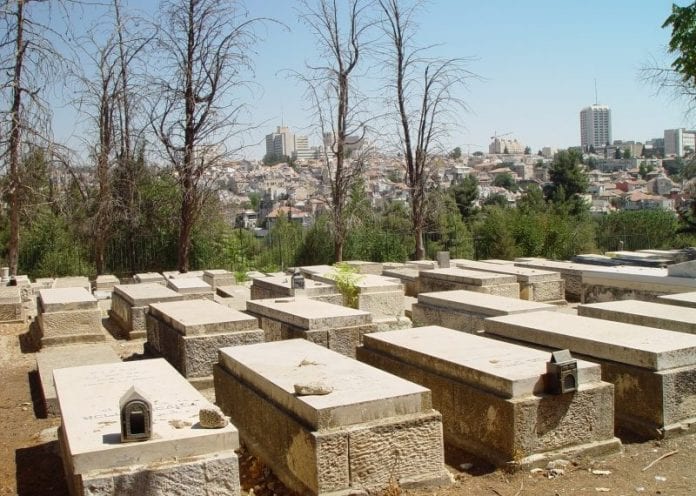 Sb_cemetery_4-800x570