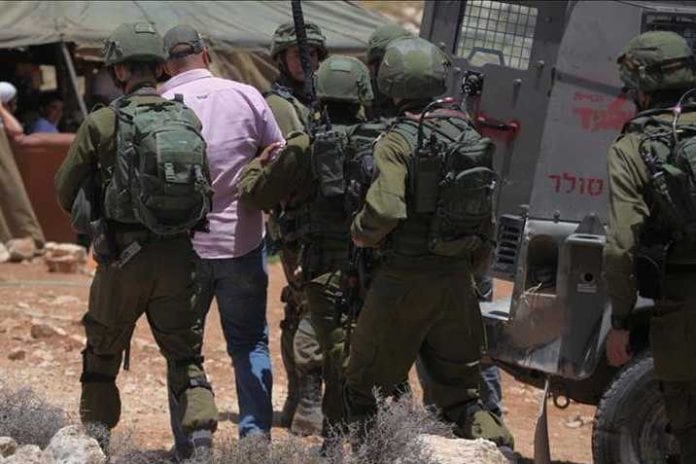 isral-army-in-ramallah-arkiv-2018-aa_716_478
