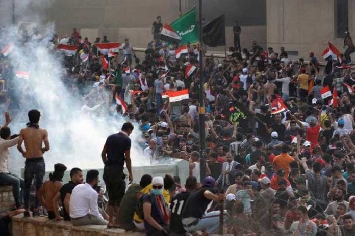 2019-10-01t151723z_1807533368_rc1a8b3f86b0_rtrmadp_3_iraq-protest_0_867_578_824_549
