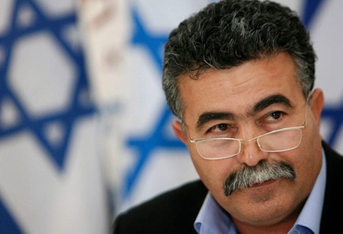 327-premier-Amir-Peretz-poupedevenir-prochain-president-Parti-Travailliste-poste-occupe-entre-2005-2006_0_729_497