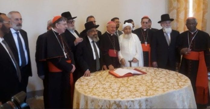 Religions-monothesites-fin-de-vie-c-Vatican-News