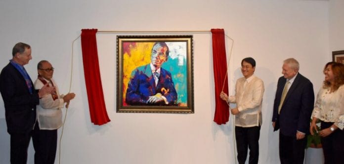 unveiling_of_Quezon_portrait-800x382