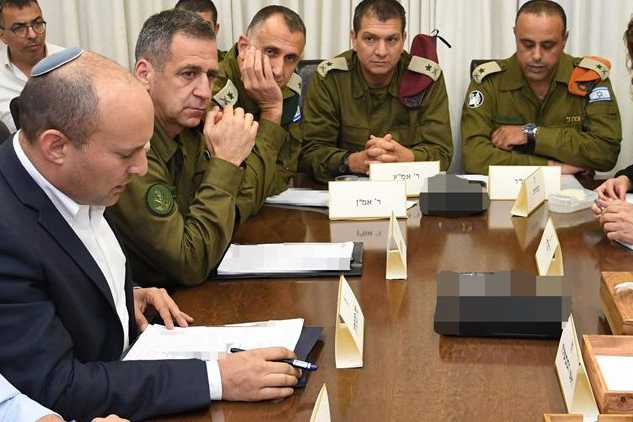 1pm-netanyahu-dm-naftali-bennet-idf-chief-of-staff-aviv-kochavi-isa-director-nadav-argaman-nsc-chairman-meir-ben-shabb-678x422_633_422
