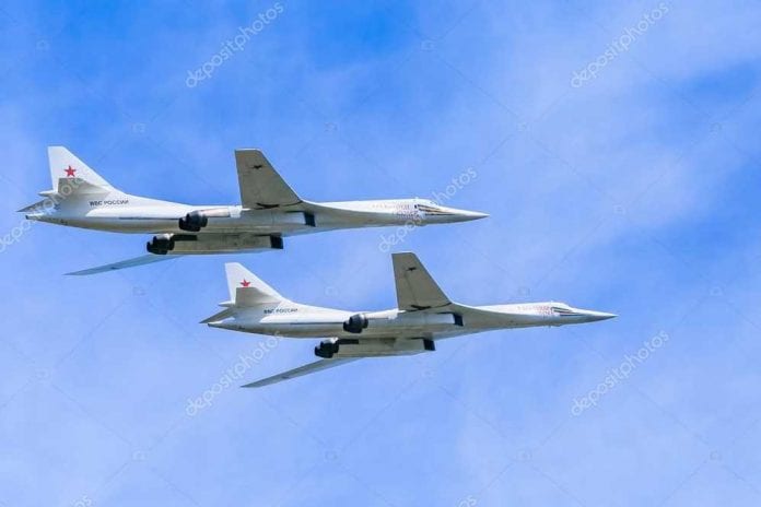 depositphotos_74799627-stock-photo-moscowrussia-may-9-2-tupolev_998_665