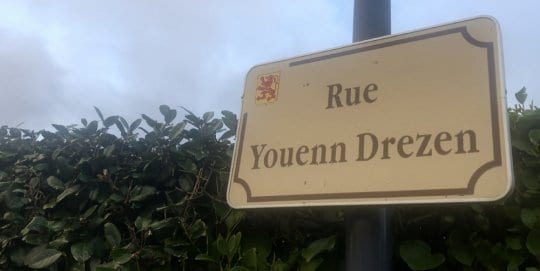 le-maire-stephane-le-doare-a-decide-de-debaptiser-la-rue_4935923_540x271p