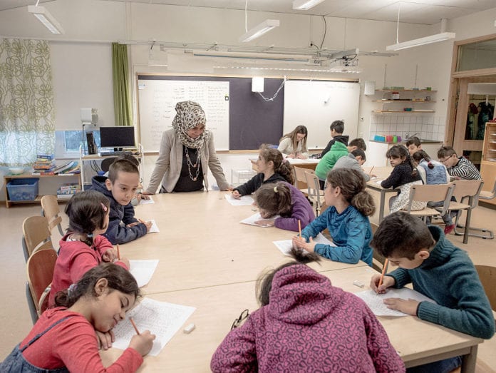Utopia Challenged. Sweden's Relationship With Refugees