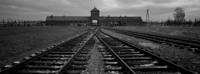 camp-de-concentration-birkenau-840x310