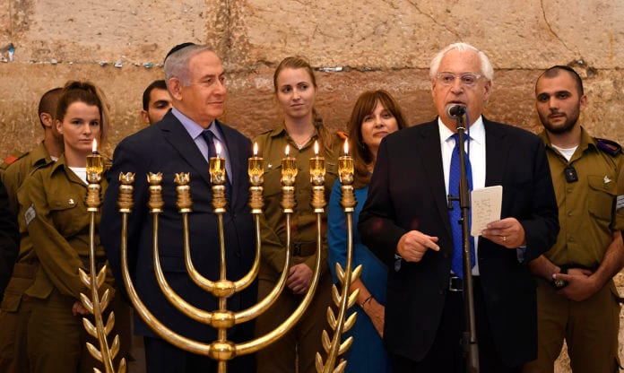 Kotel candle-lighting ceremony
