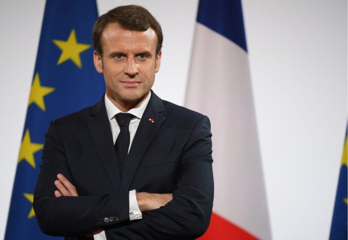 macron-lettres