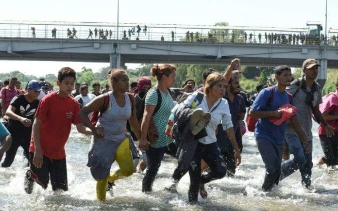 des-centaines-de-migrants