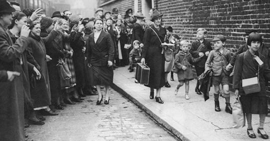 ob_45ba3f_femmes-et-enfants-juifs-en-1942