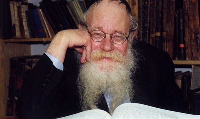 Rav-Adin-Steinsaltz-Photo-yechiva-Tekoa