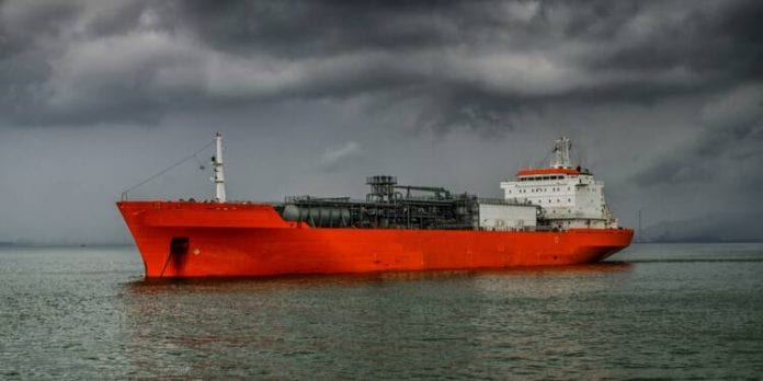 grande-bretagne-un-petrolier-victime-dune-tentative-de-piratage-au-sud-de-langleterre-1384095