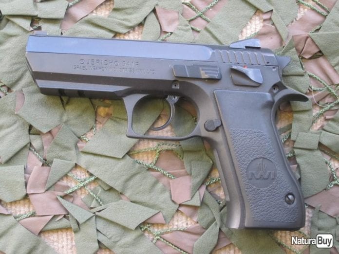 00002_Pistolet-Jericho-941F---9-mm--Occasion-