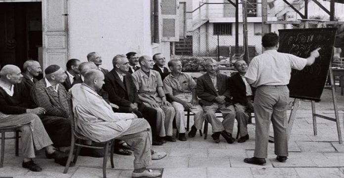 Le-casse-tete-du-multilinguisme-en-Israel