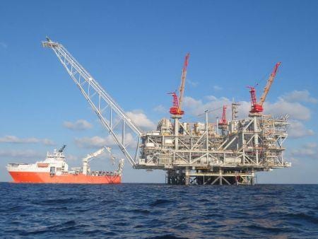 2001-84315-chevron-a-conclu-un-accord-de-distribution-avec-ingl-pour-stimuler-l-exportation-de-gaz-israelien-vers-l-egypte_M