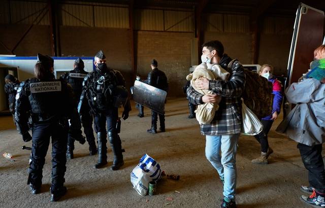 640x410_evacuation-de-la-rave-party-de-lieuron-samedi-2-janvier-2020