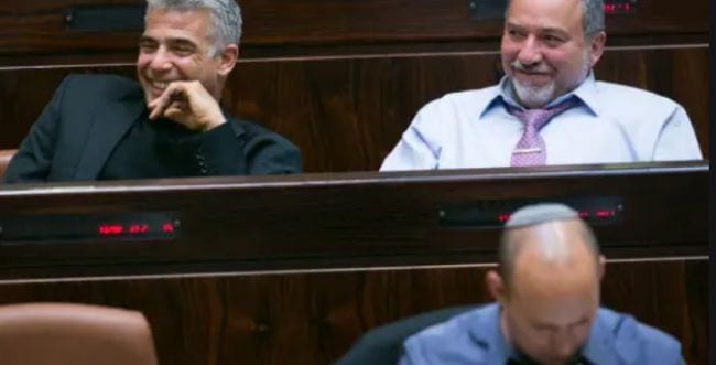Lapid-et-Lieberman-90