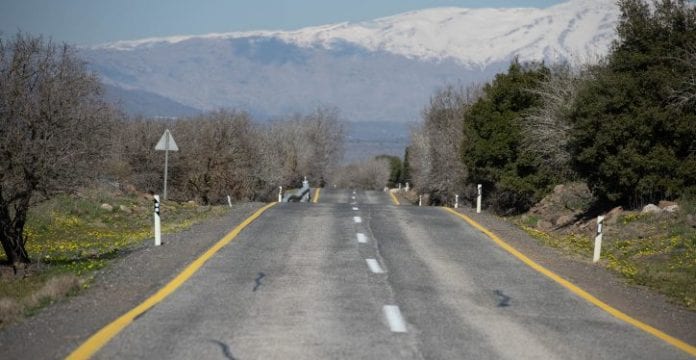 Route-sur-le-Golan-Sraya-Diamant-724x375