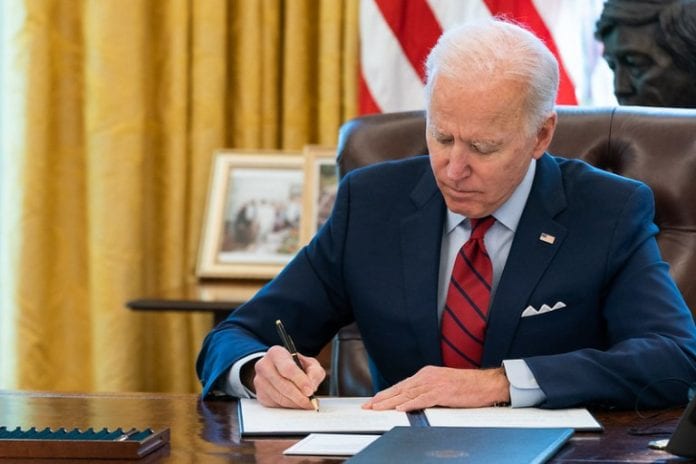 biden_signs