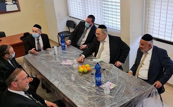 20210330-2a_Nous accepterons les recommandations des grands de la Torah