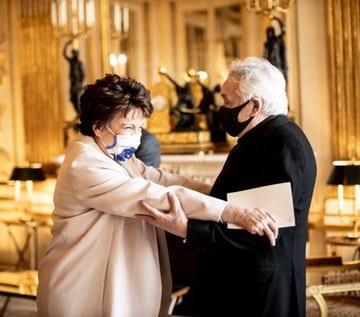 Ew3T0s9XIAEsjU2